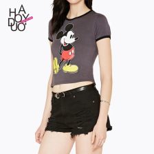 夏日衣橱必备 时尚百搭的短款女式T恤，轻松穿出潮流感